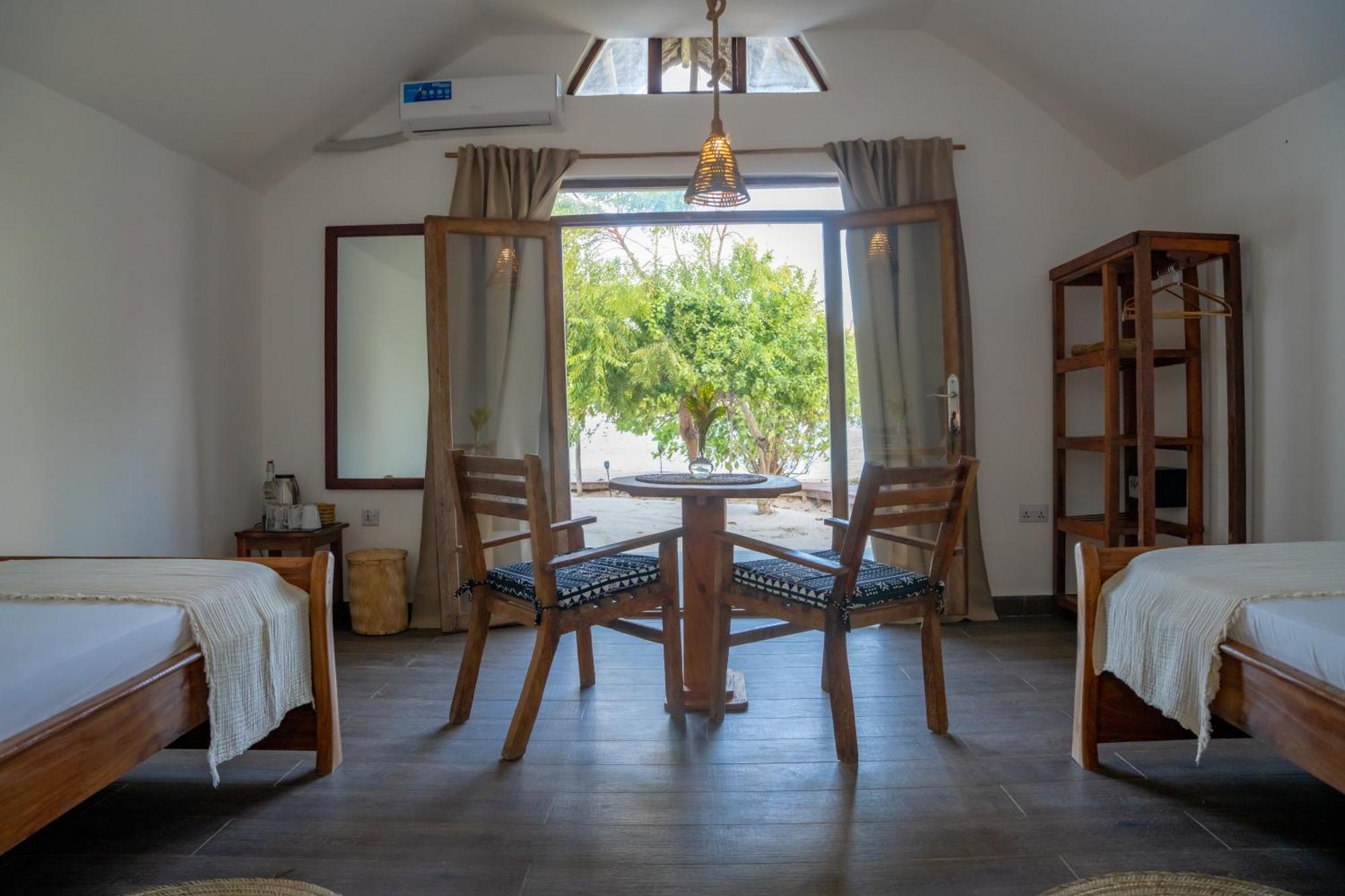 Juana Ocean Villas Makunduchi エクステリア 写真