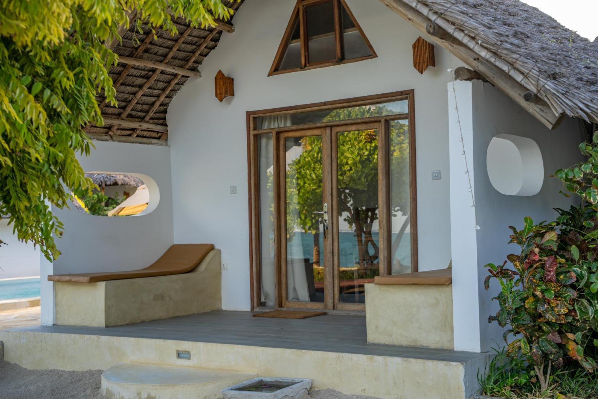 Juana Ocean Villas Makunduchi エクステリア 写真